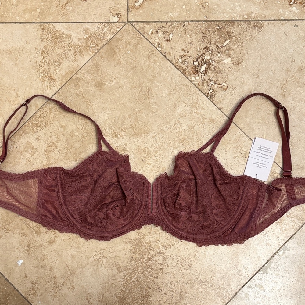 NWT Auden Lace Underwire Bra in Deep Burgundy